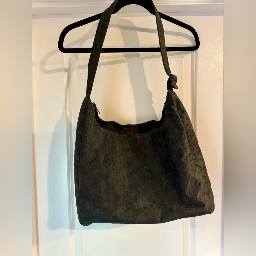 Baggu nylon shoulder bag